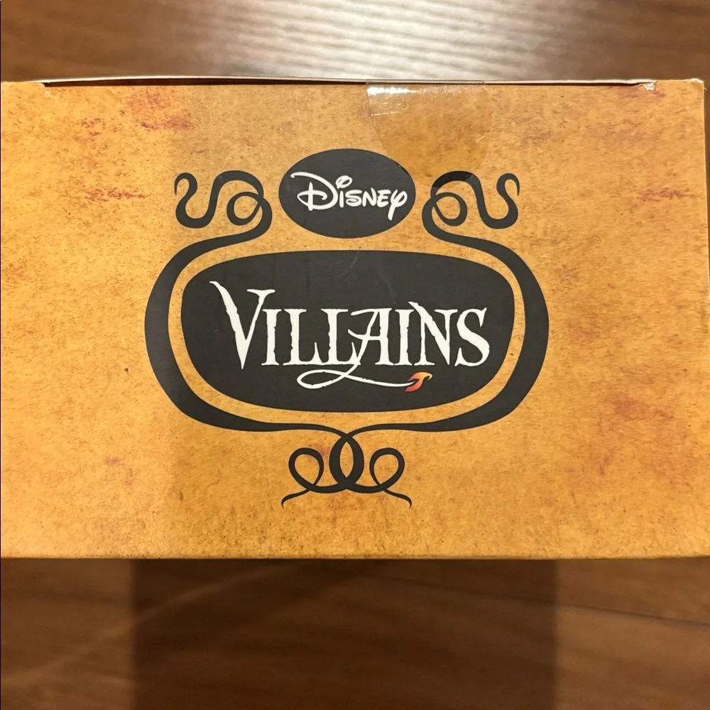 🌸 NIB Beast Kingdom Disney Villains Mini Egg Attack Maleficent Vinyl Figurine - Picture 4 of 5